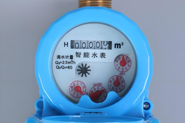 哪些因素會影響遠傳水表的精確度？